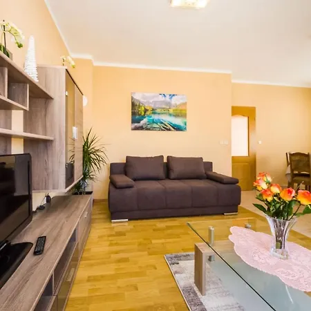 Kuca Za Odmor Danijela Tatil Evi